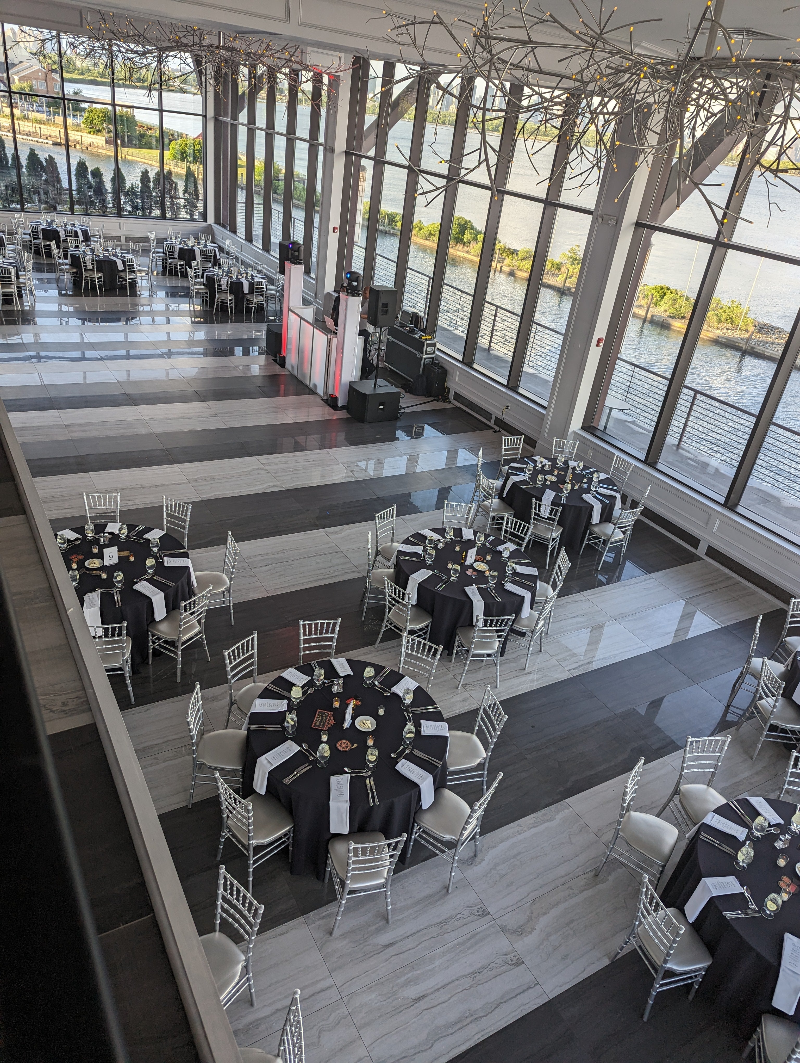 DJ Marvilous live event